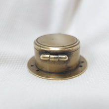 Boussole miniature Francis Barker Singer's Patent c.1870