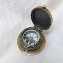 Boussole miniature Francis Barker Singer's Patent c.1870