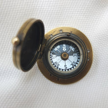 Boussole miniature Francis Barker Singer's Patent c.1870
