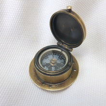 Boussole miniature Francis Barker Singer's Patent c.1870