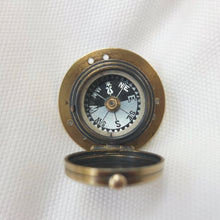 Boussole miniature Francis Barker Singer's Patent c.1870