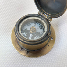 Boussole miniature Francis Barker Singer's Patent c.1870