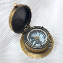 Boussole miniature Francis Barker Singer's Patent c.1870