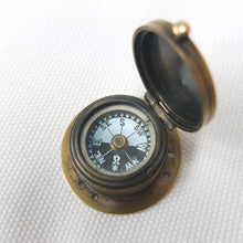 Boussole miniature Francis Barker Singer's Patent c.1870