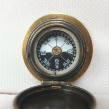Boussole miniature Francis Barker Singer's Patent c.1870