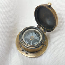Boussole miniature Francis Barker Singer's Patent c.1870