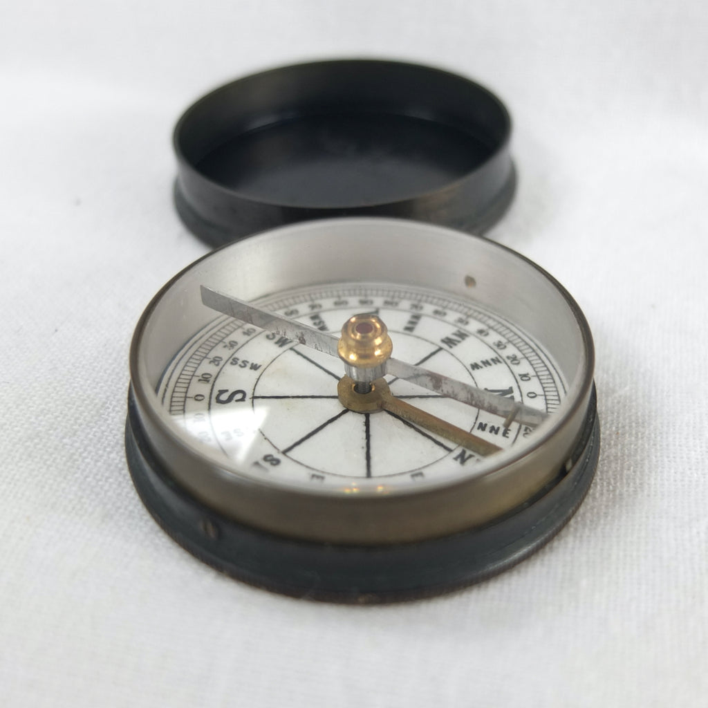 Compus Dial Brass Box Ceramic Dial Pocket Compass c.1900 – Compass Library