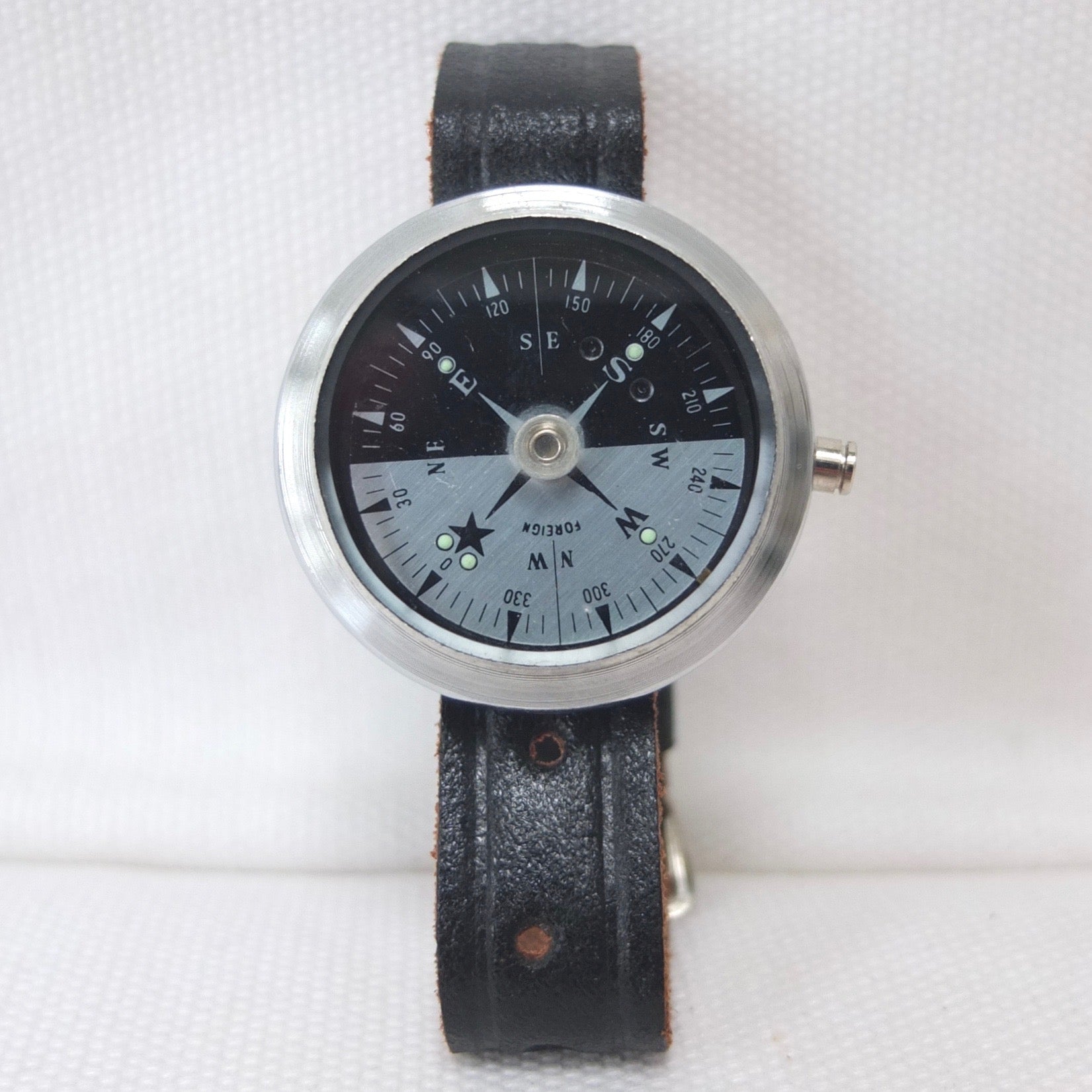 Japanese 'Singer's' Wrist Compass c.1960 – Compass Library