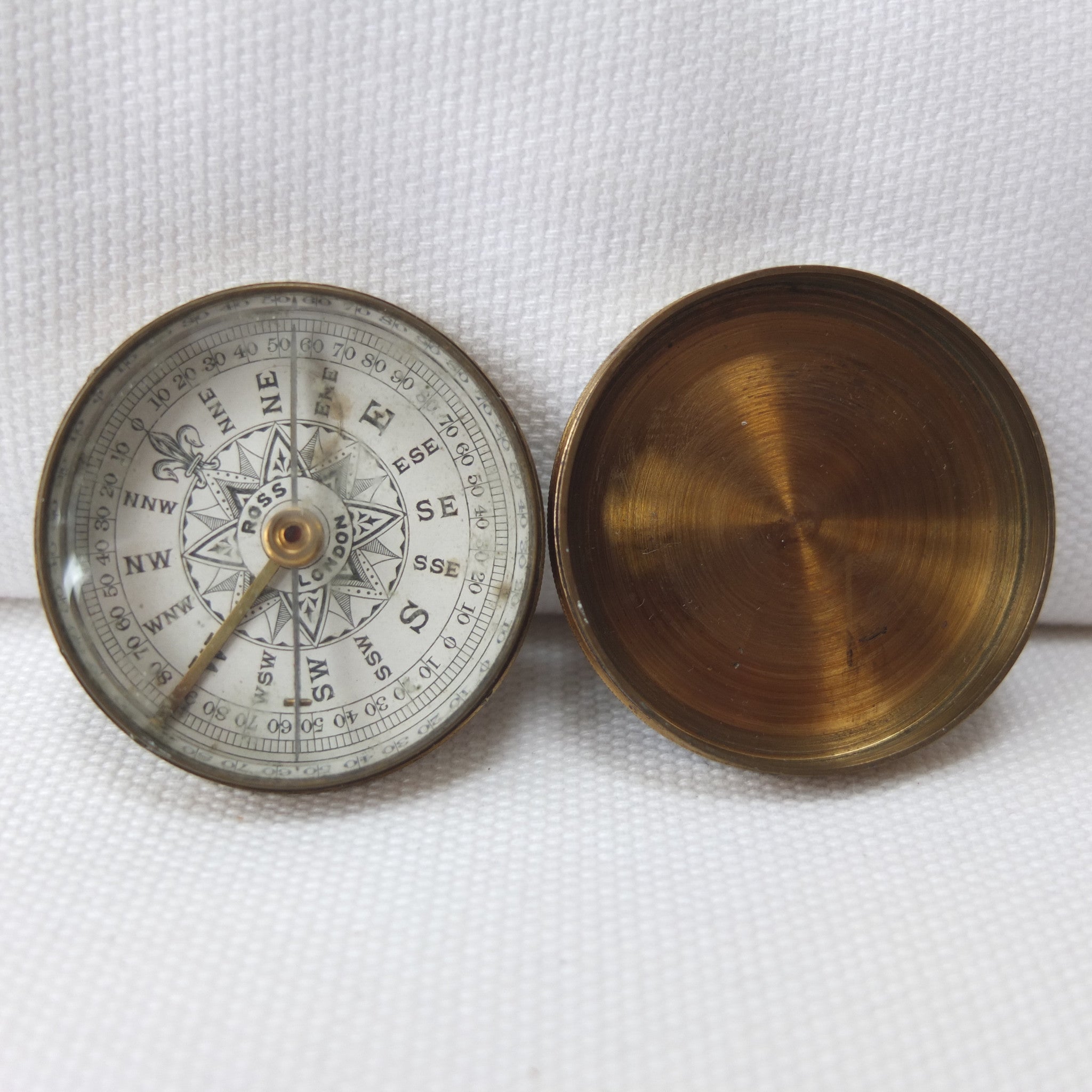 Compass Rss Ross & Co. Brass Box Pocket Compass – Compass Library