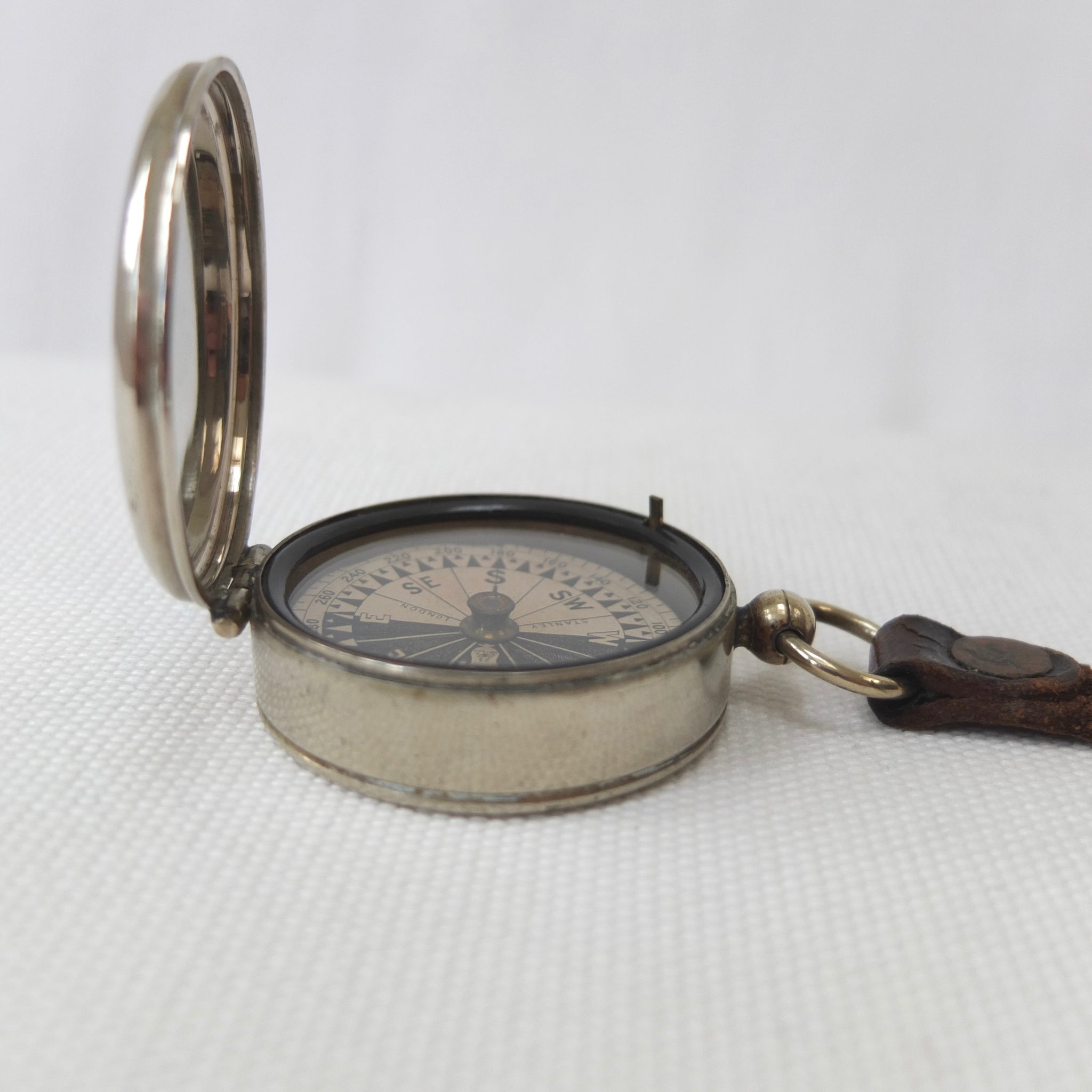 Francis Barker Indian Army Singer's Patent Compass 1868 – Compass Library